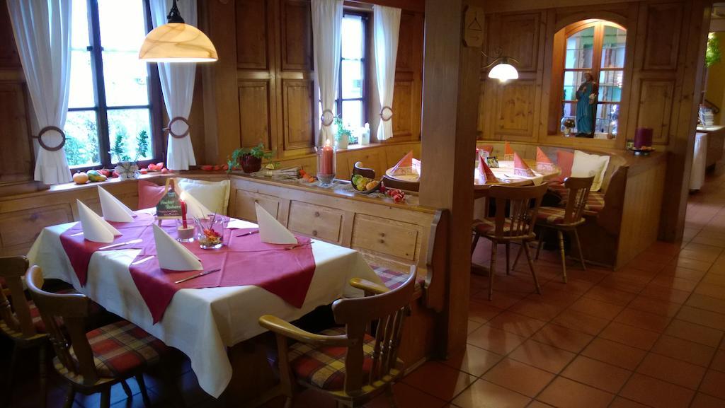 Landhotel Vierjahreszeiten Bad Königshofen im Grabfeld Exteriör bild