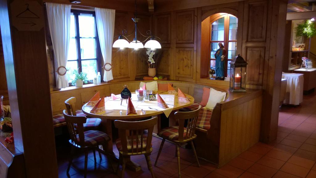 Landhotel Vierjahreszeiten Bad Königshofen im Grabfeld Exteriör bild